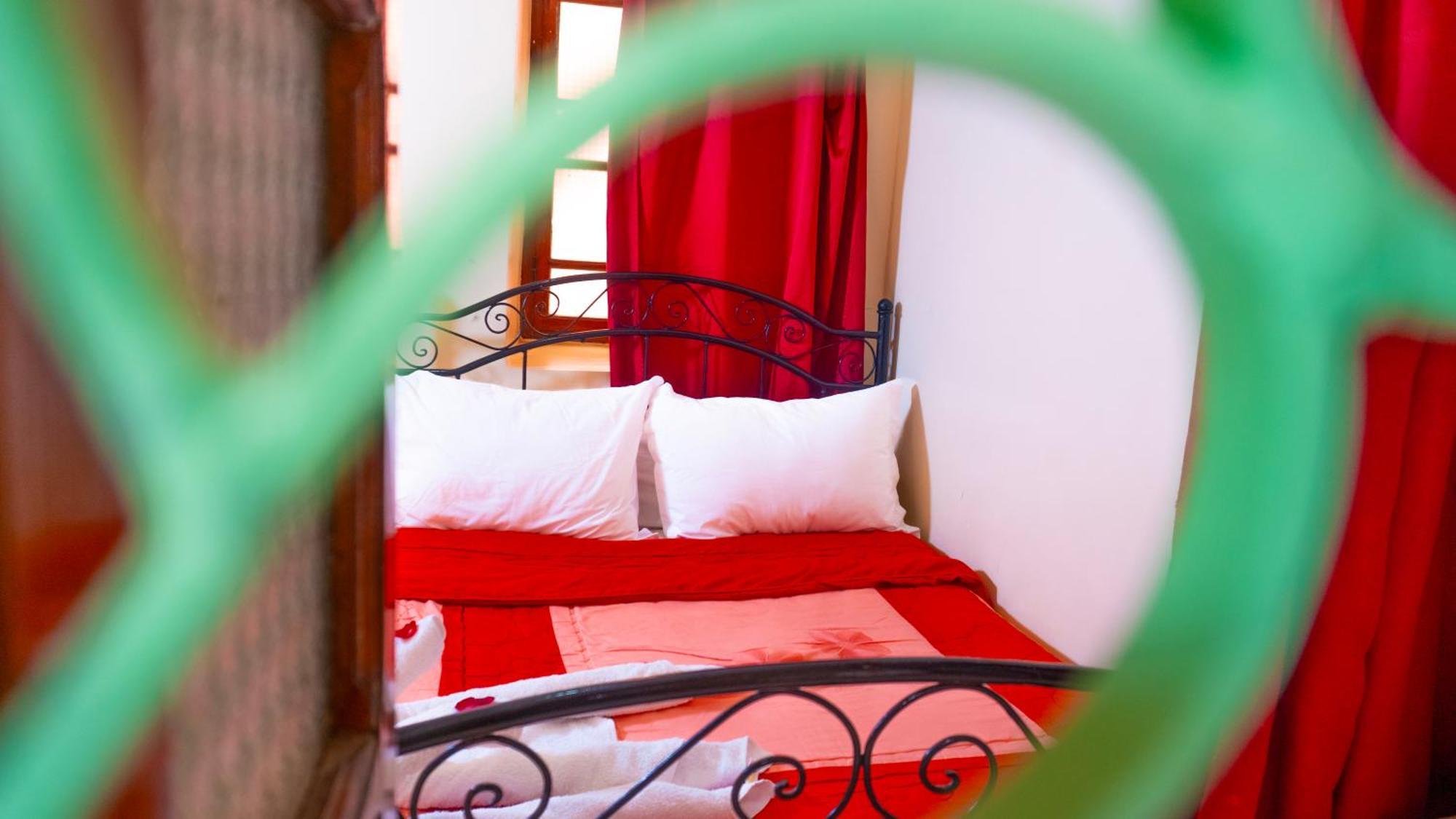 Hotel imouzzer Marrakesh Esterno foto