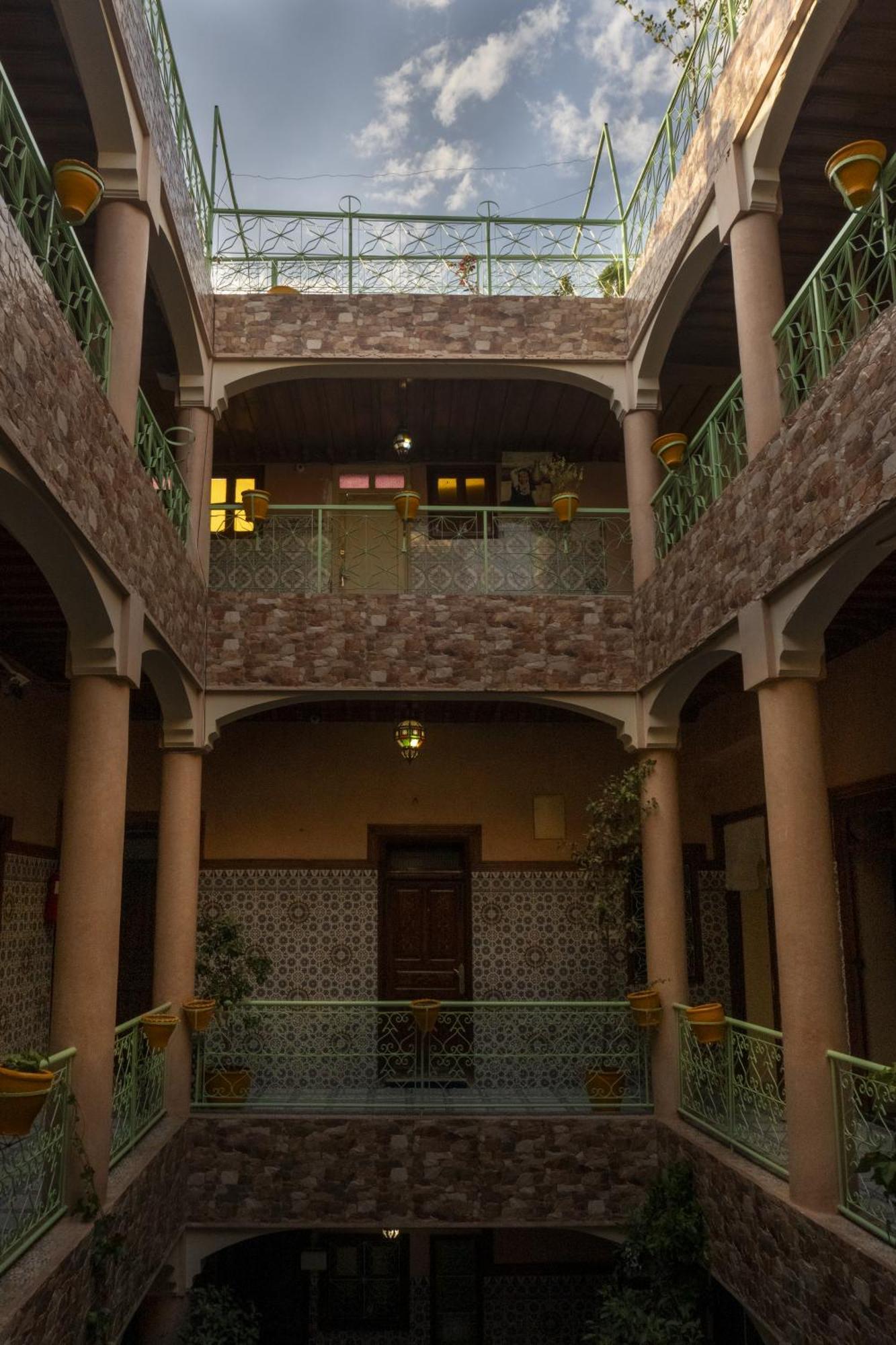 Hotel imouzzer Marrakesh Esterno foto